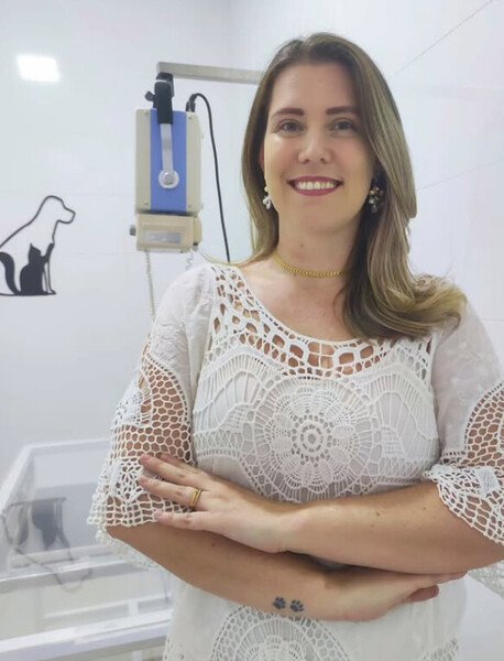 Dra. Juliana Zago - Veterinária
